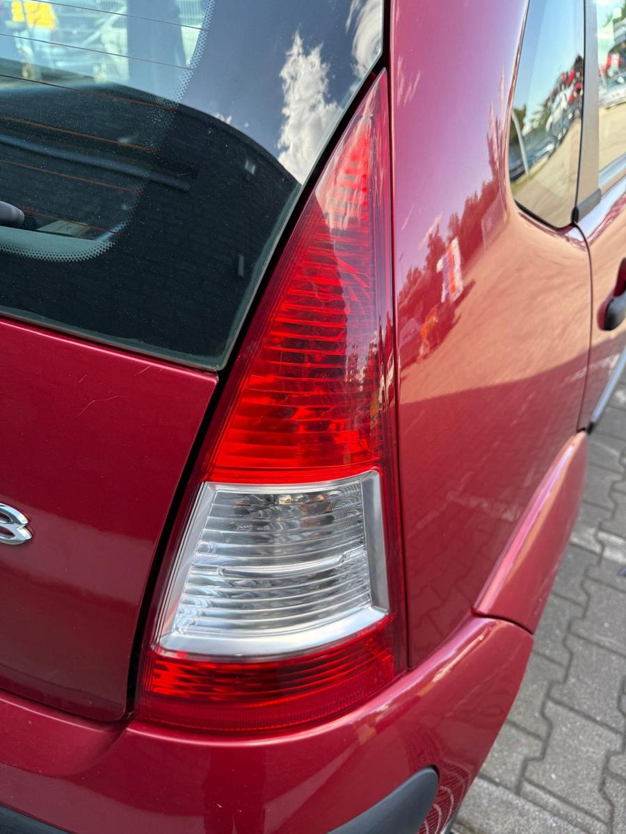 Citroen C3 original Rücklicht Rückleuchte Schlussleuchte rechts Facelift BJ08